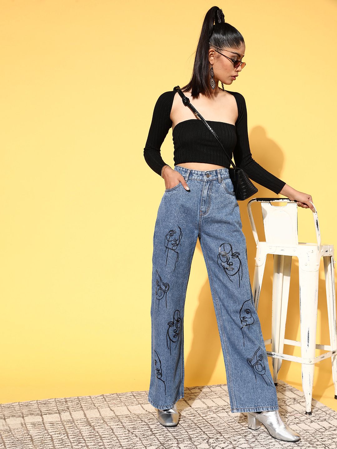 SASSAFRAS Women Blue High-Rise Straight Fit Stretchable Jeans