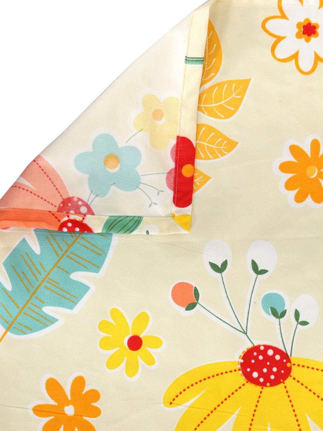 KLOTTHE Beige Floral Polycotton 300 TC King Fine Bedsheet with 2 Pillow Covers-98 x 87 inches