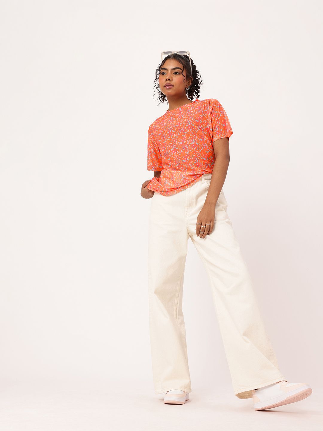 DressBerry Sweet & Spicy Printed Semi Sheer Soft Net Longline Top