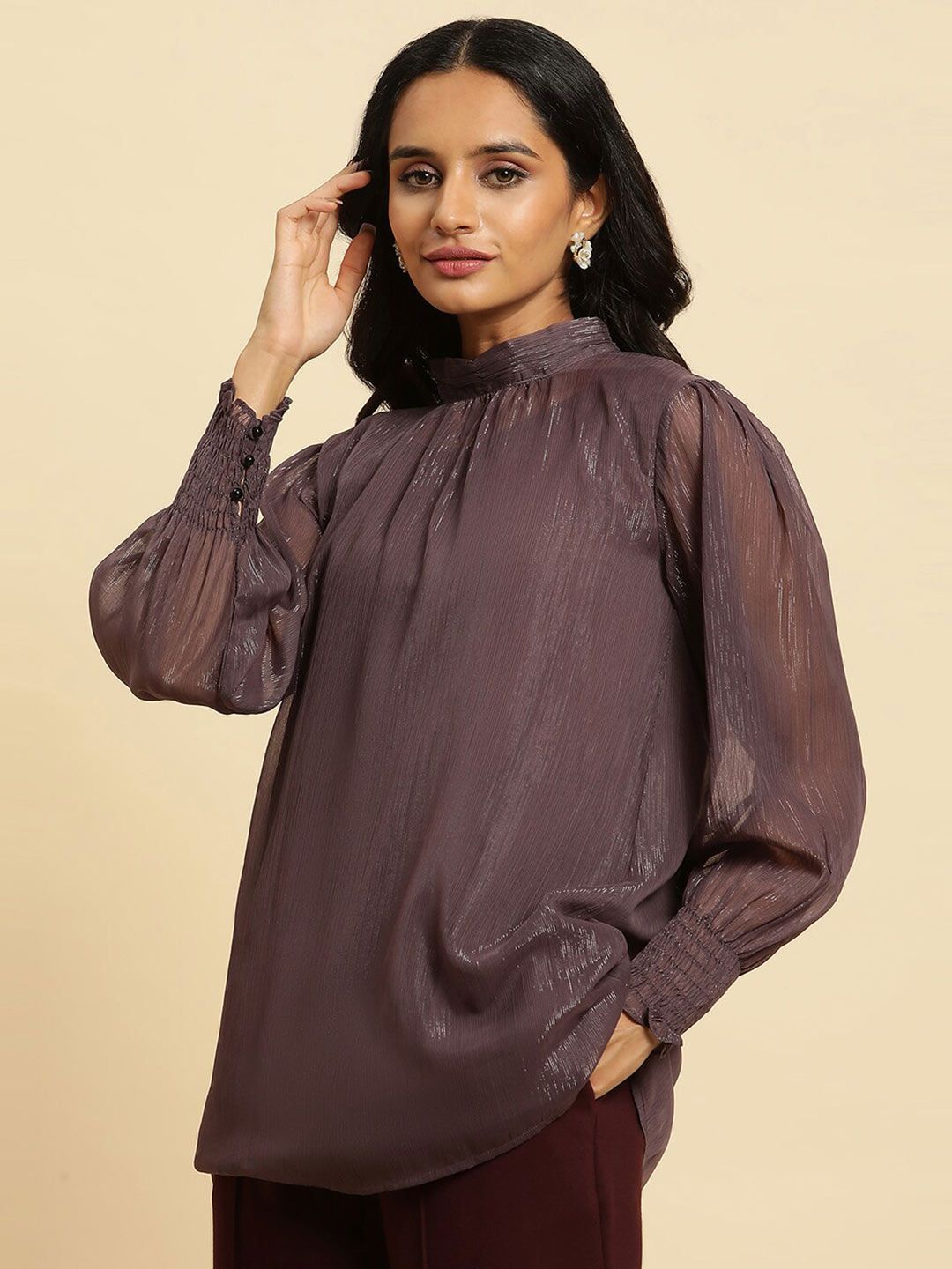 W High Neck Regular Top