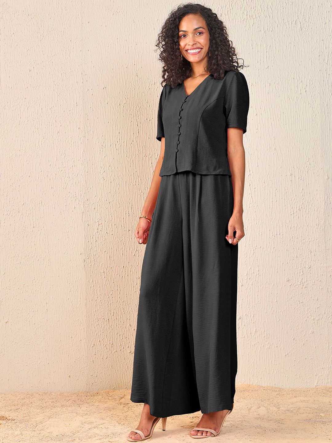 SASSAFRAS V-Neck Top With Palazzo