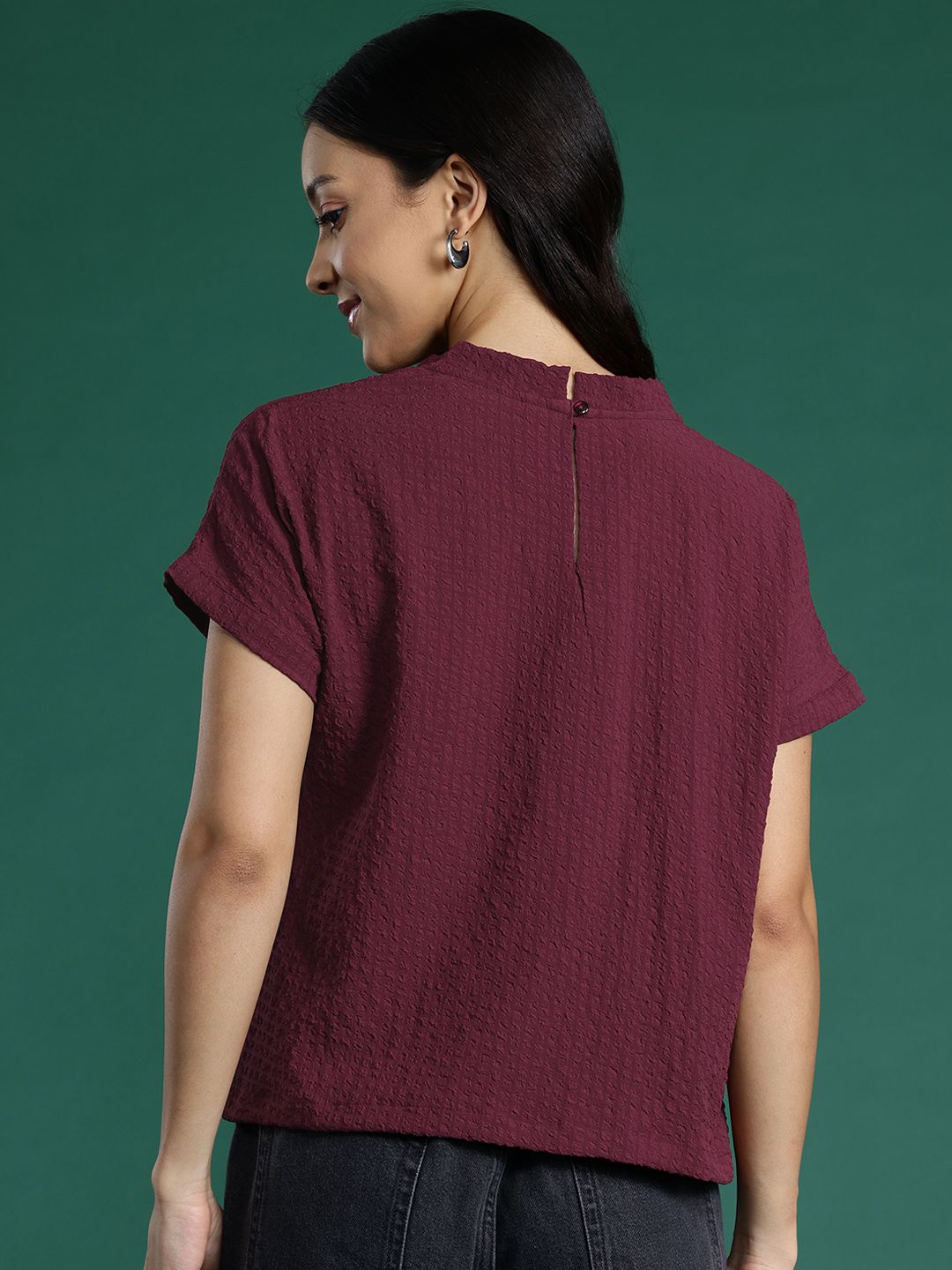 DressBerry Seersucker Extended Sleeves Regular Top