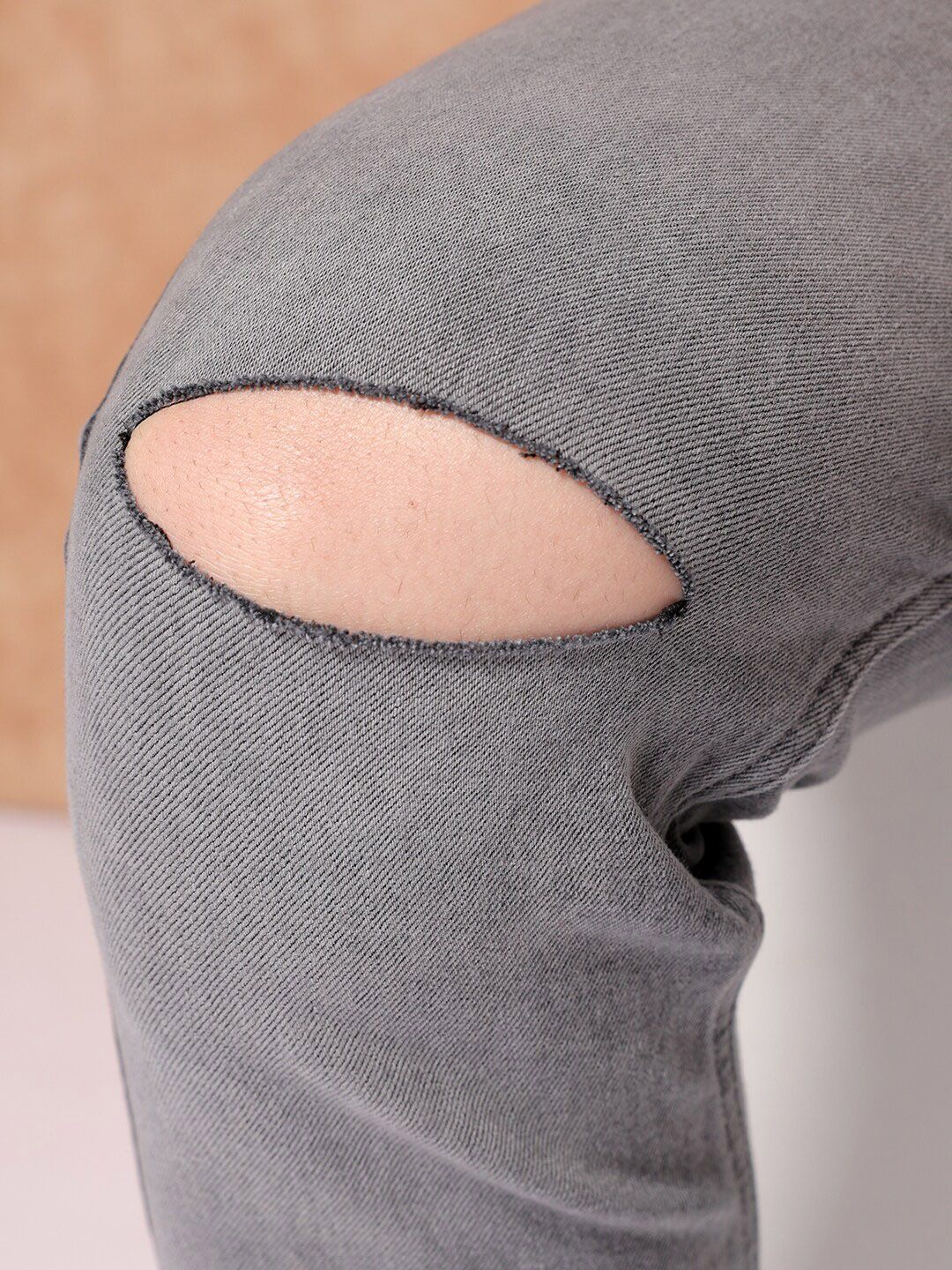 The Indian Garage Co Men Straight Fit Slash Knee Light Fade Stretchable Jeans