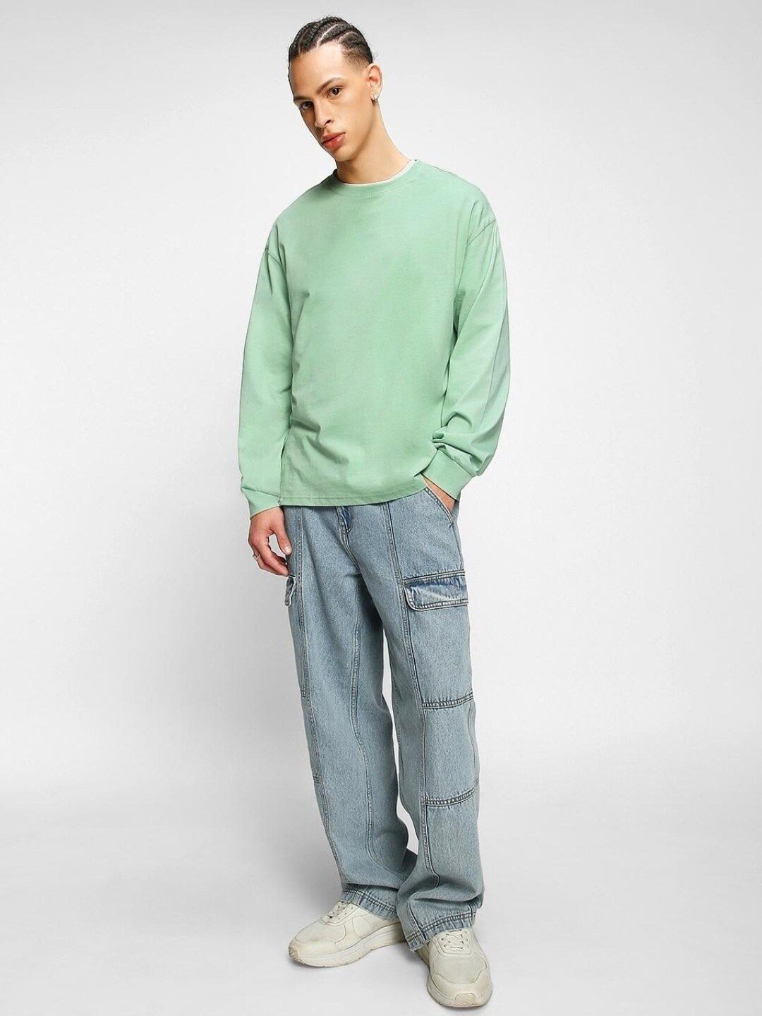 Bewakoof Men Drop-Shoulder Sleeves T-shirt