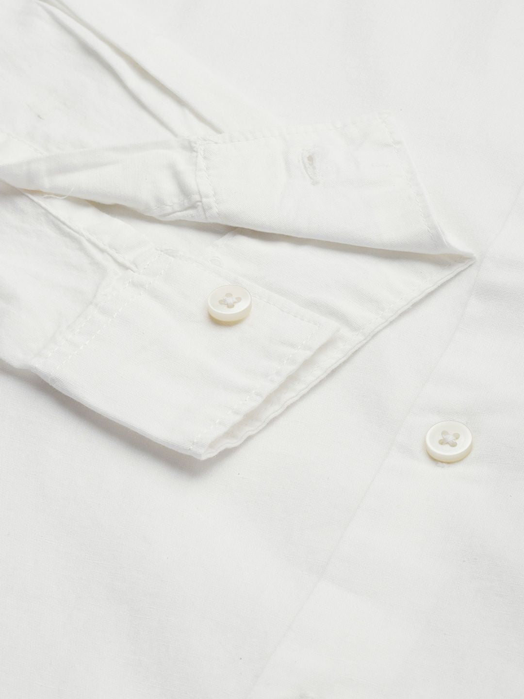 The Indian Garage Co Men White Solid Casual Shirt