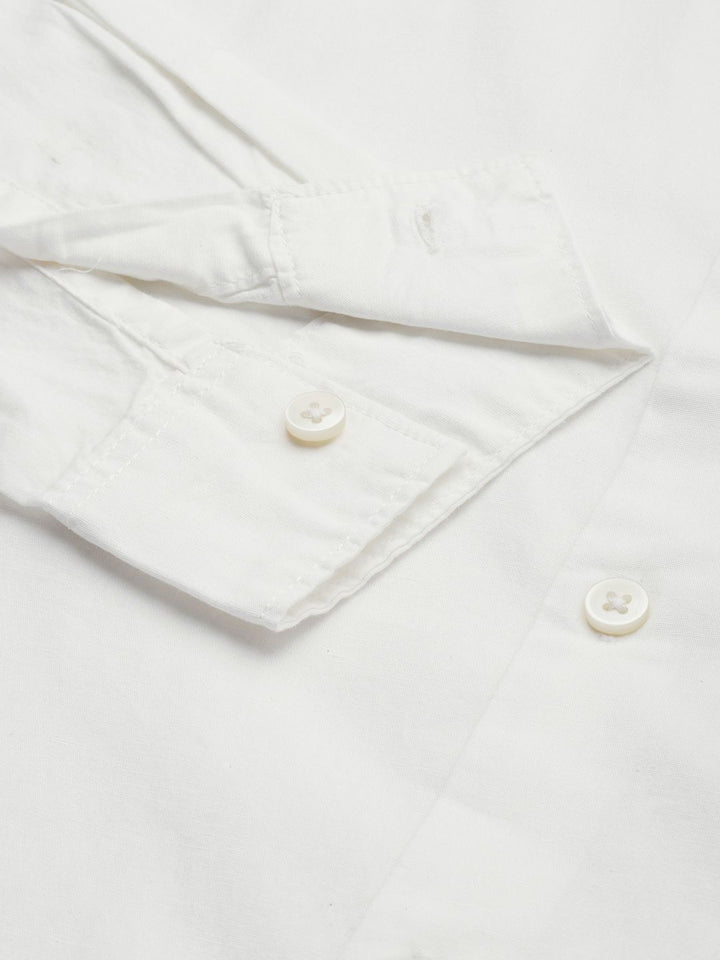The Indian Garage Co Men White Solid Casual Shirt