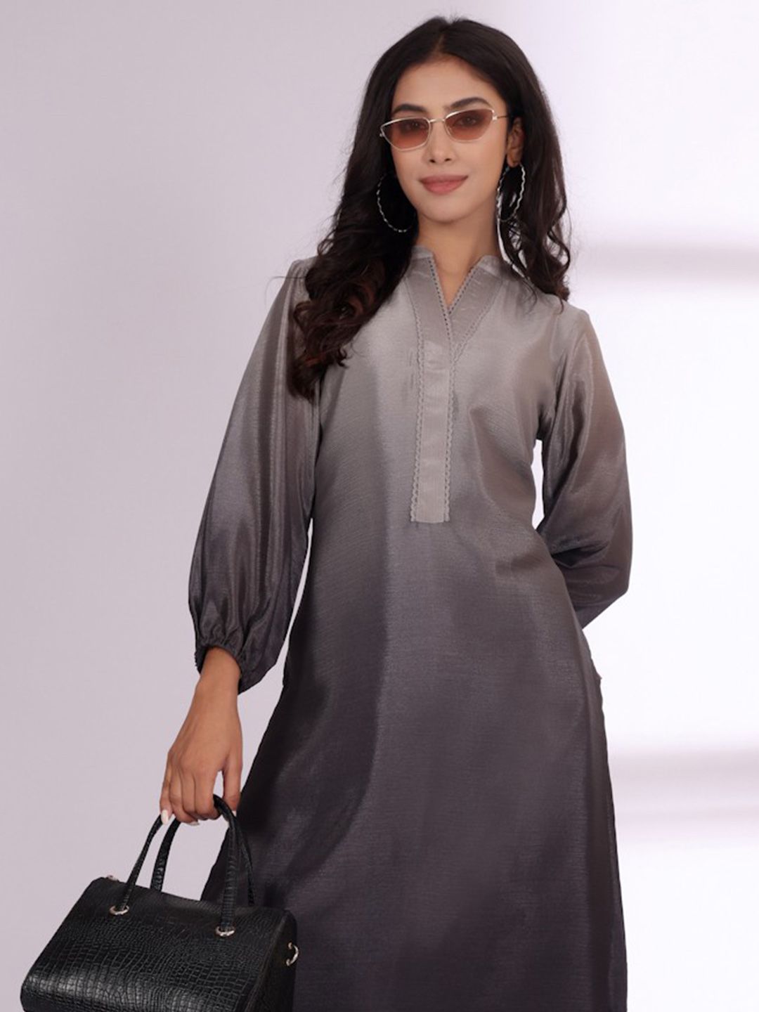 Varanga Mandarin Collar Straight Kurta with Trousers