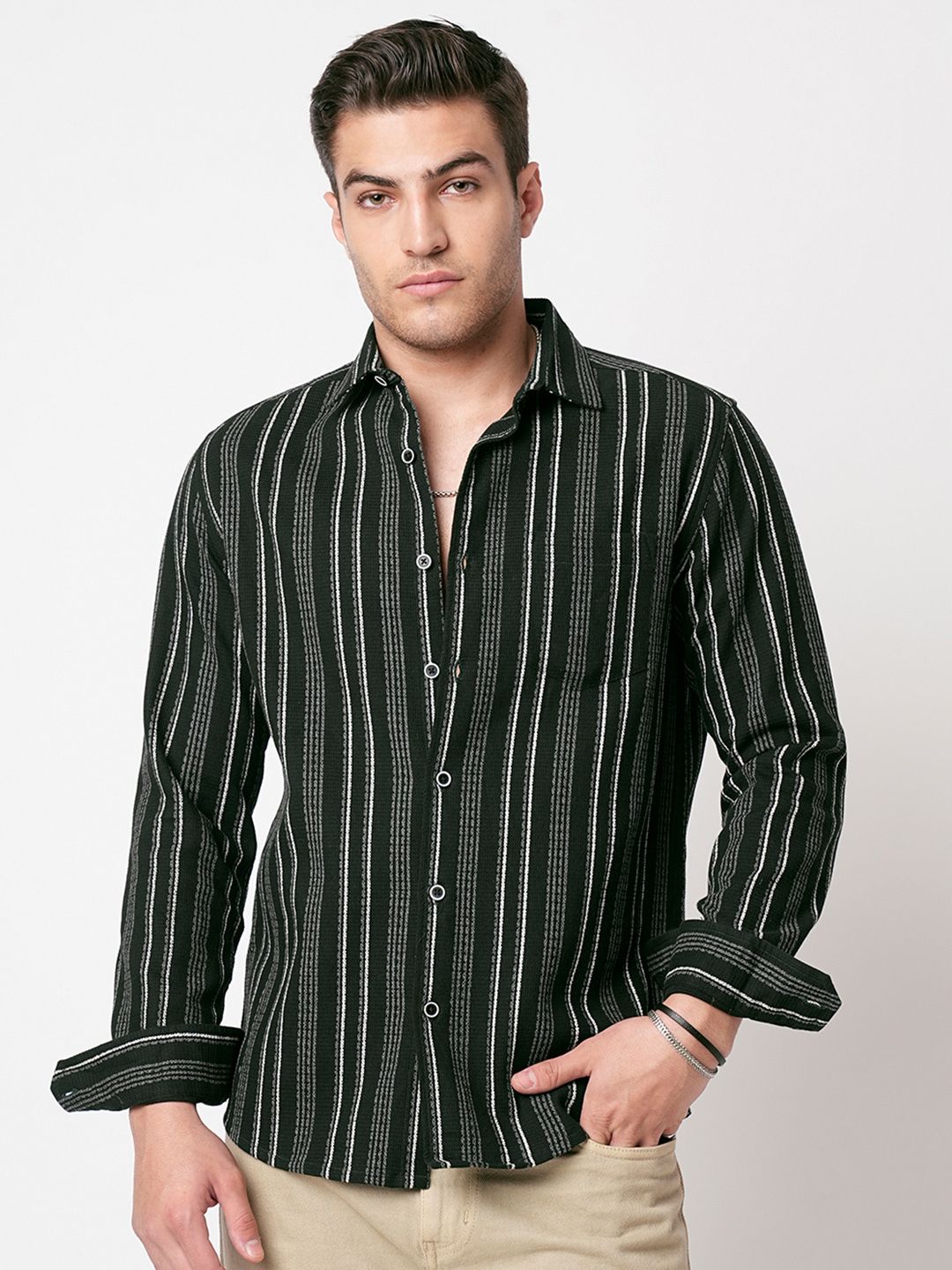 VASTRADO Men Classic Slim Fit Opaque Casual Shirt