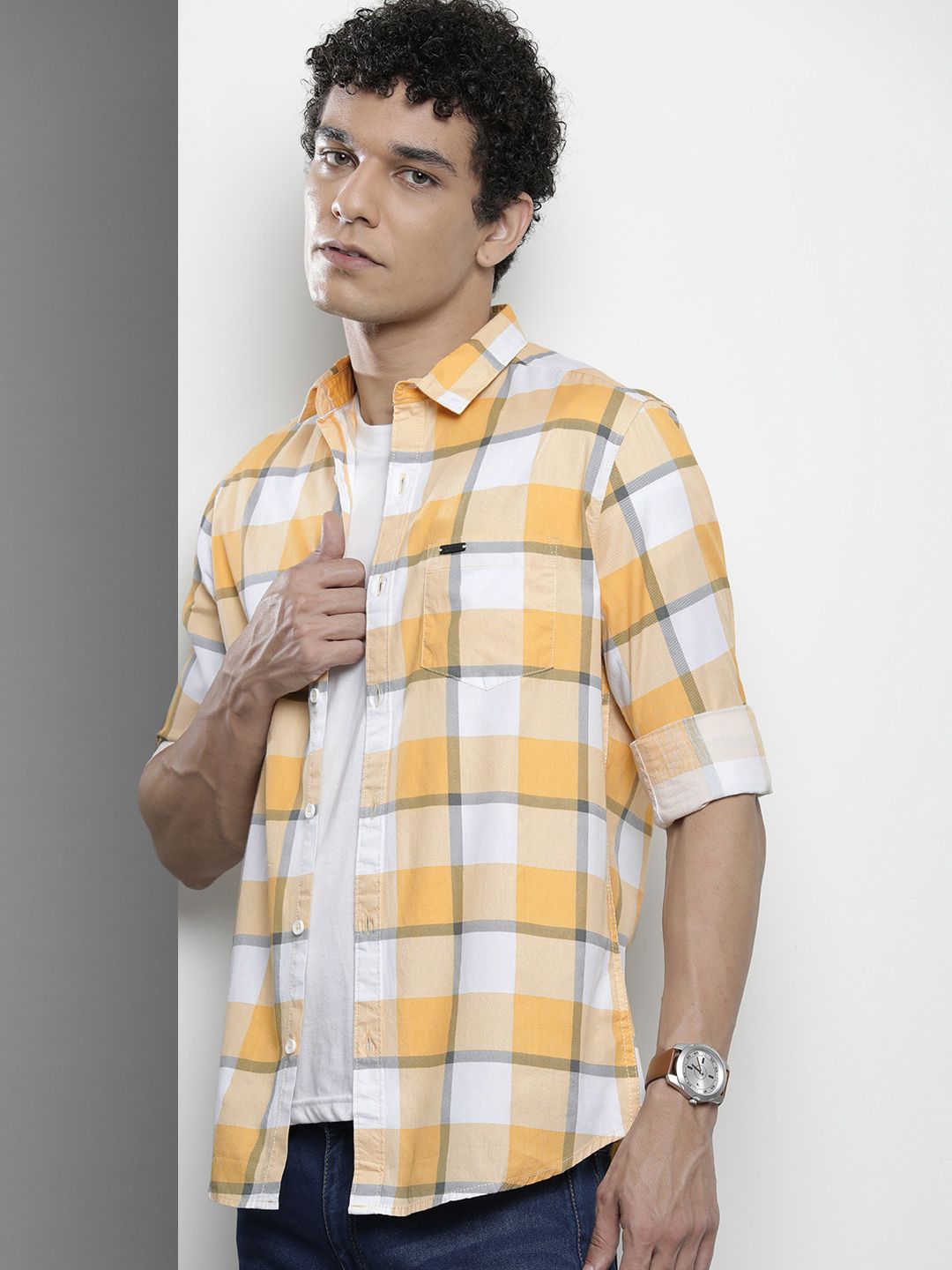 The Indian Garage Co Men Checked Cotton Casual Shirt
