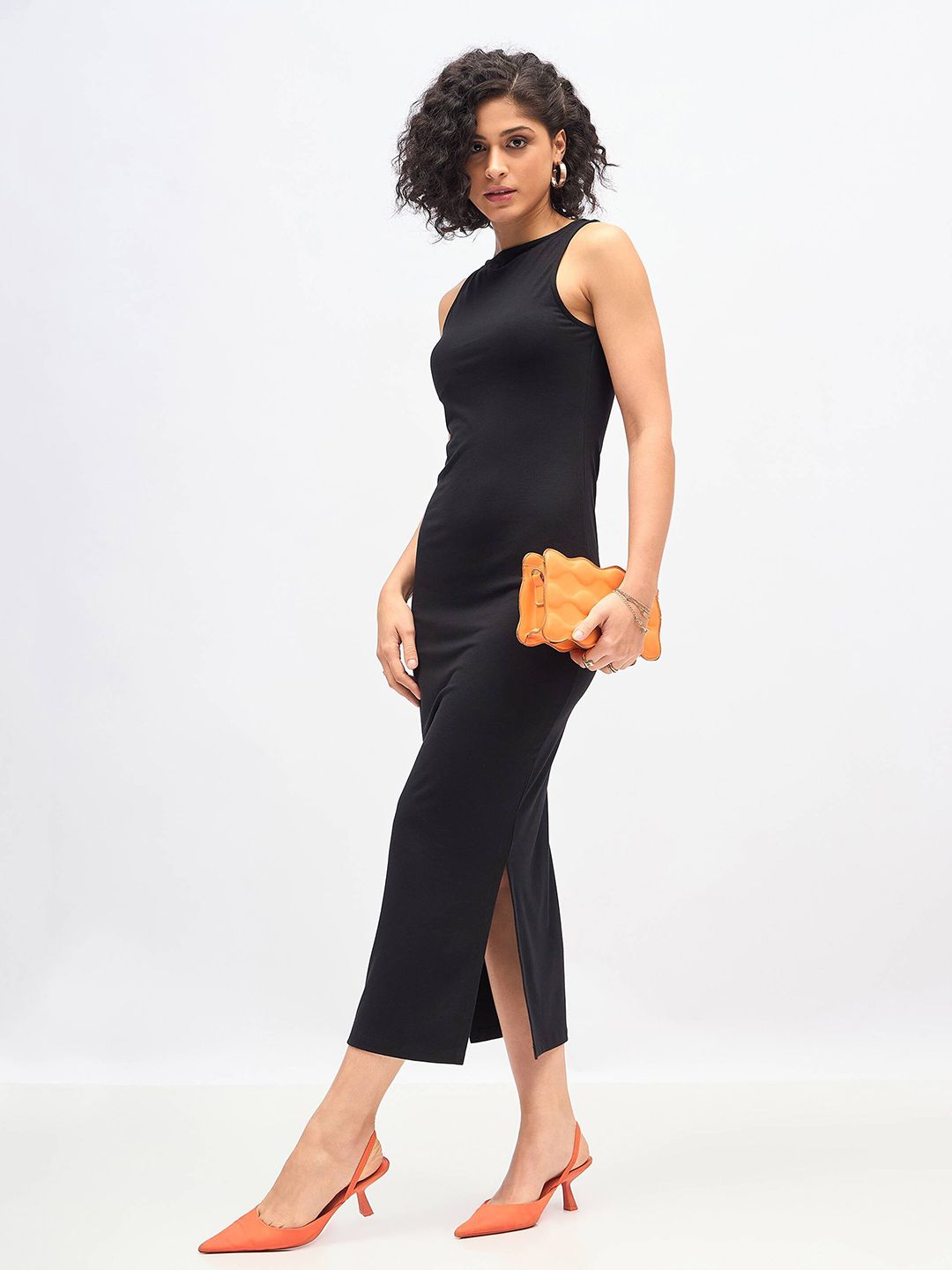 SASSAFRAS Black Bodycon Midi Dress