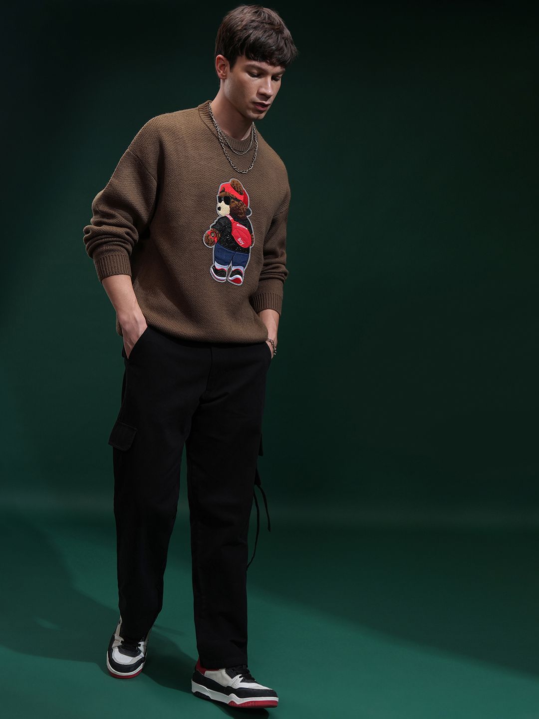 HIGHLANDER Men Embellished Round Neck Sweater