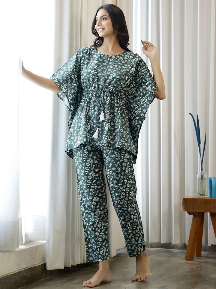 SANSKRUTIHOMES Women Olive Green & White Printed Pure Cotton Night suit