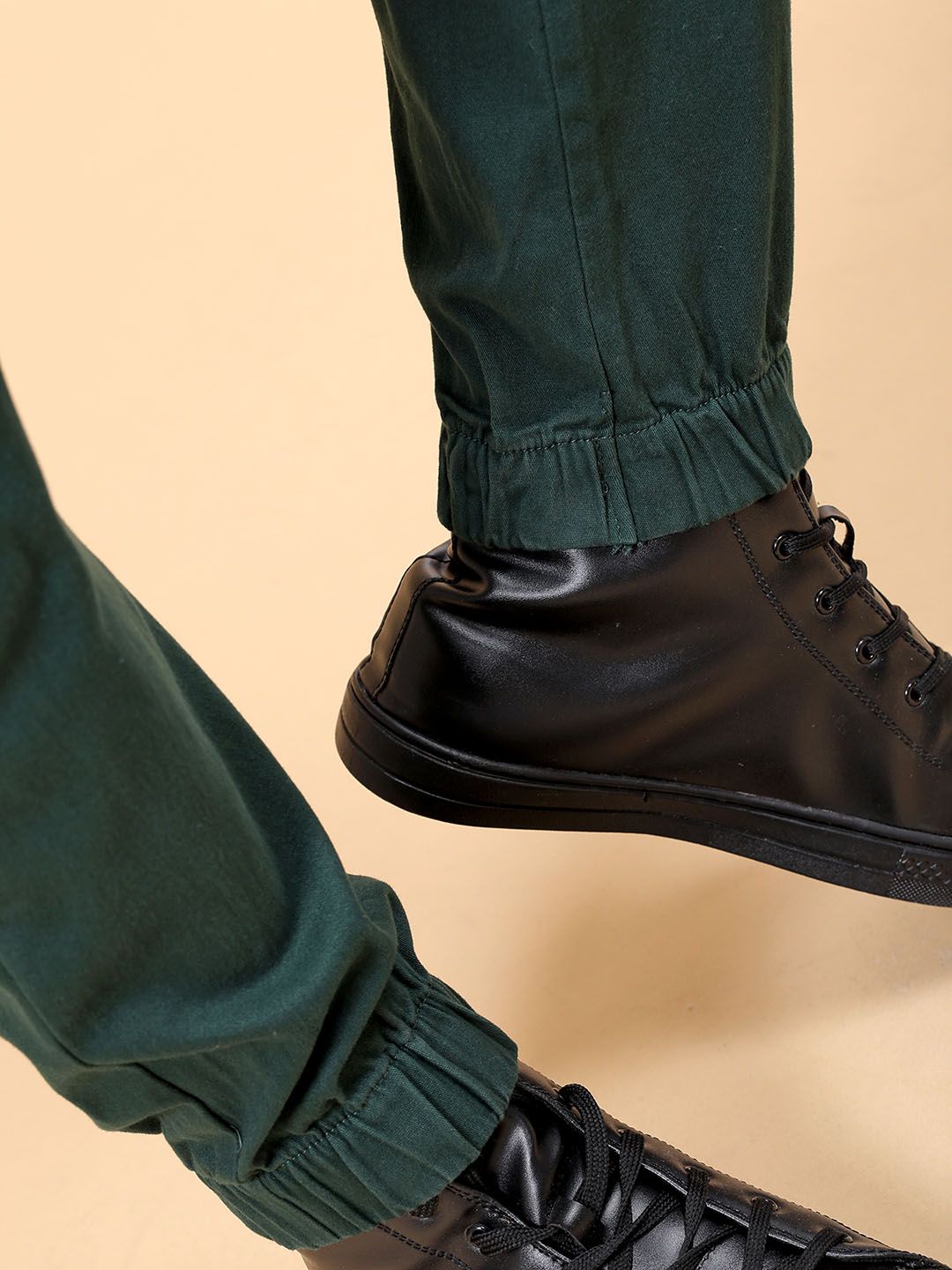 The Indian Garage Co Men Teal Blue Slim Fit Cargos Trousers
