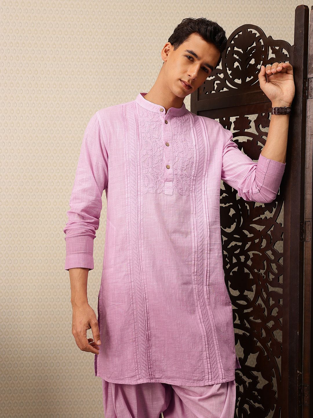 House of Pataudi Floral Embroidered Pure Cotton Jashn Kurta with Salwar