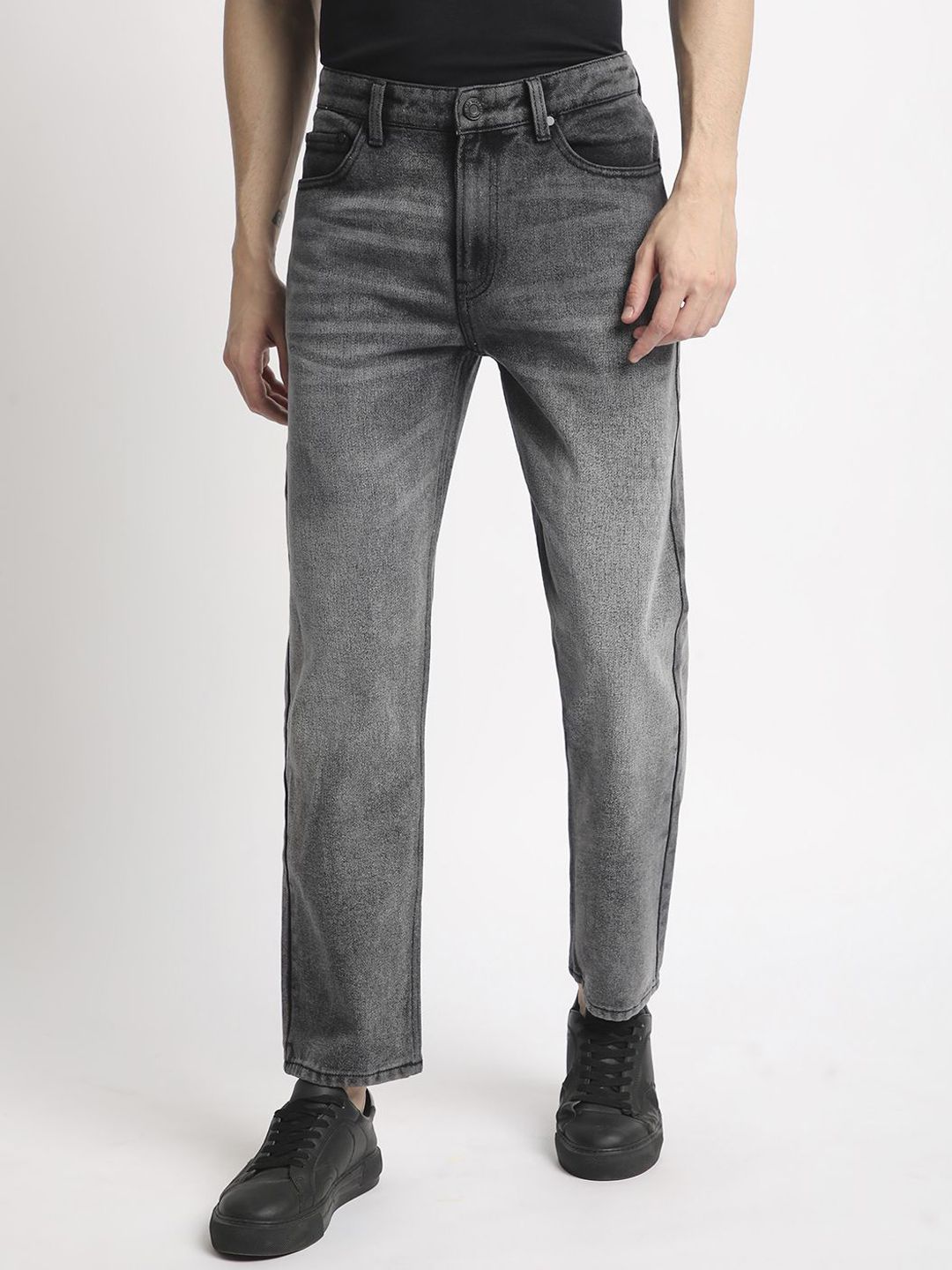 Bene Kleed Men Relaxed Fit High-Rise Heavy Fade Jeans