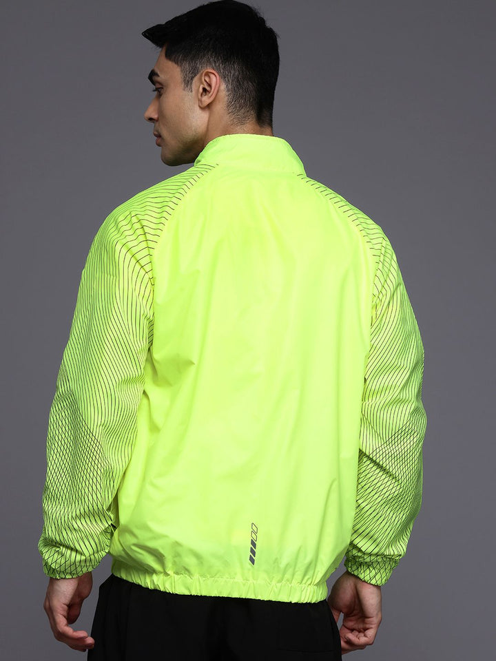 HRX by Hrithik Roshan Rapid-Dry Running Tailored Jacket With Reflective Detail