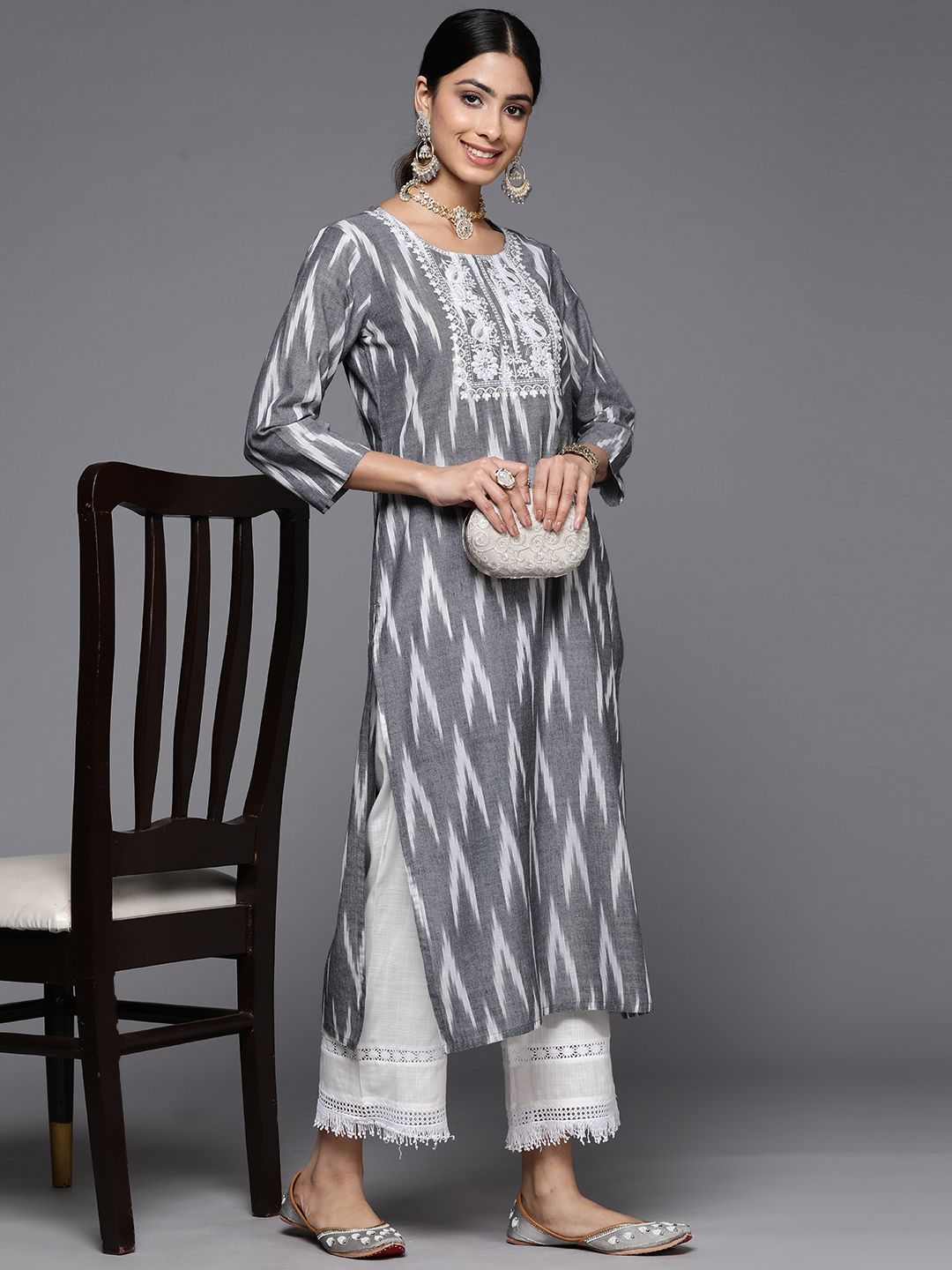 Varanga Floral Yoke Design Thread Work Cotton Kurta