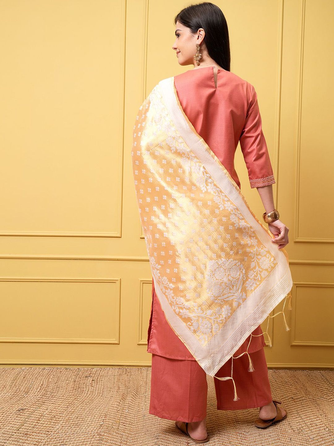 Vishudh Women Floral Embroidered Regular Kurta with Palazzos & With Dupatta