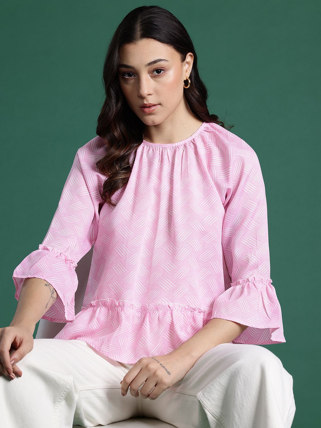 DressBerry Geometric Print Flared Sleeve Top