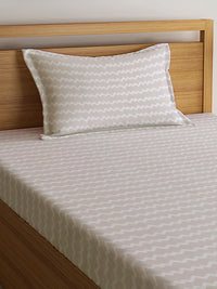 KLOTTHE Beige Chevron Cotton 300 TC Dilengkapi Cadar Bujang Halus dengan Sarung Bantal-87 x 59 inci