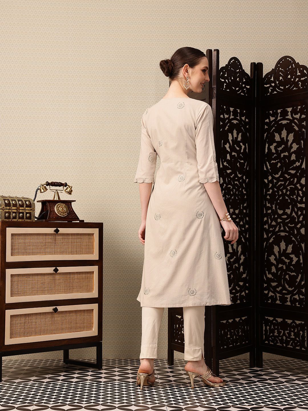 House of Pataudi Pure Cotton Floral Embroidered Sequinned Angrakha Jashn Kurta