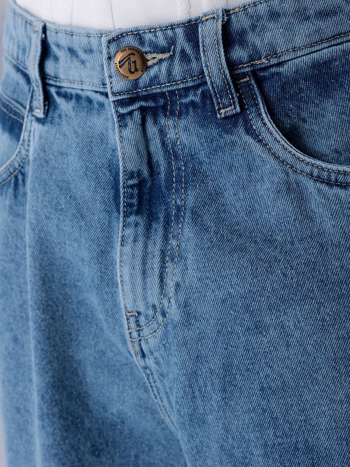 The Indian Garage Co Men Relaxed Fit Slash Knee Light Fade Jeans