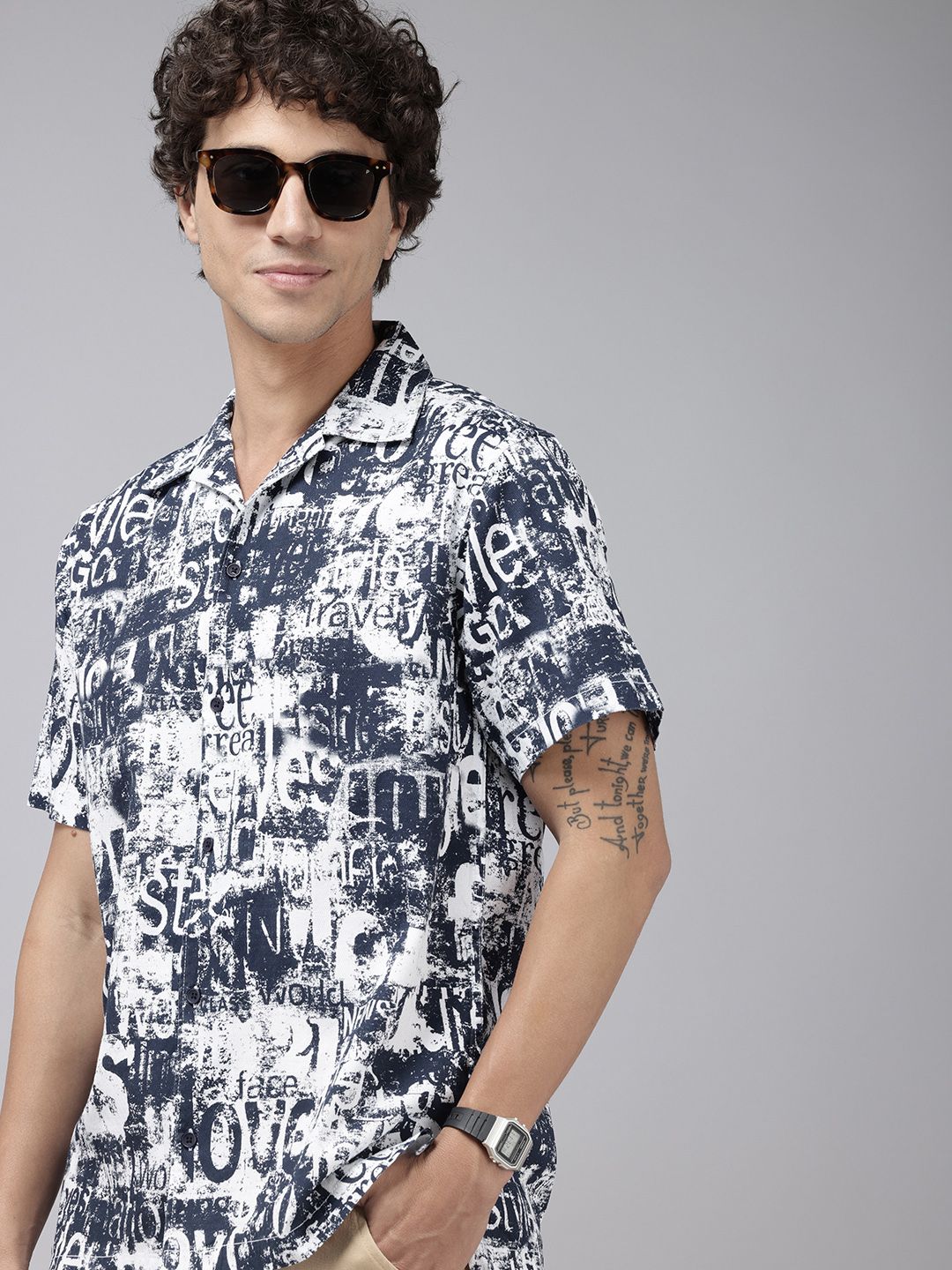 SPYKAR Relaxed Fit Typography Printed Pure Cotton Casual Shirt