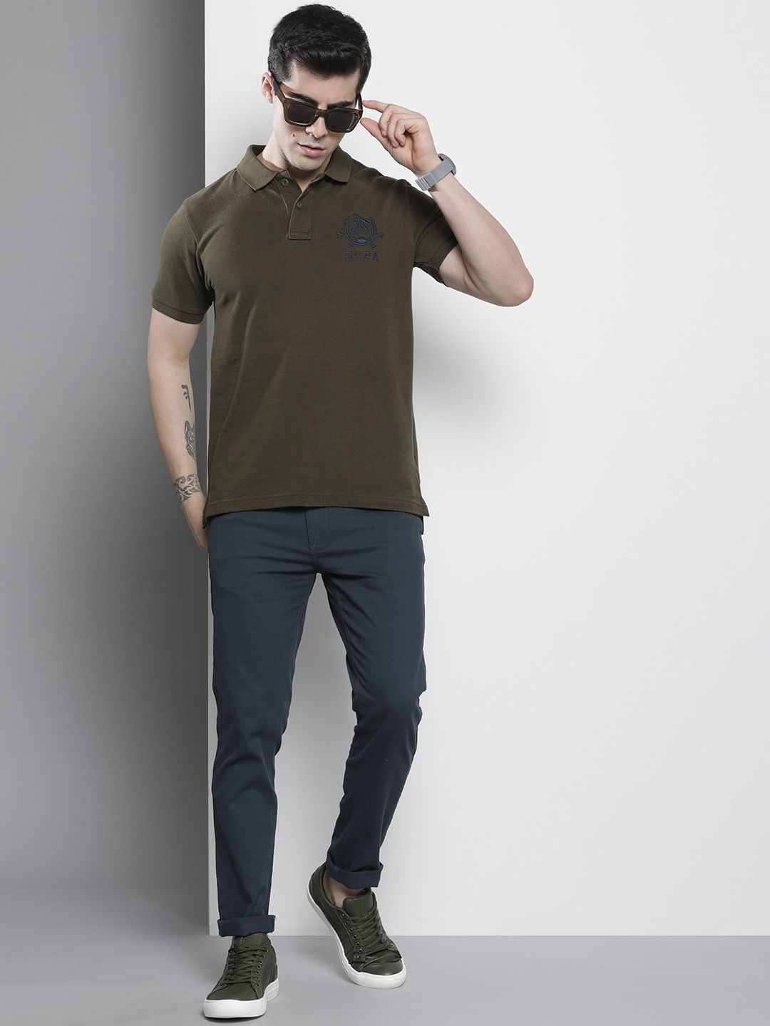 The Indian Garage Co Men Navy Blue Slim Fit Chinos