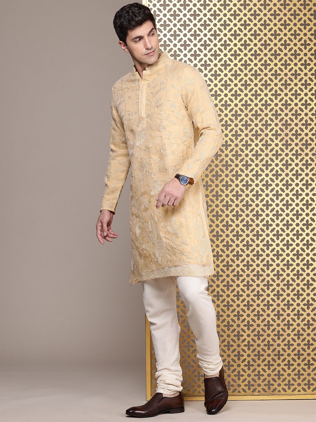 House of Pataudi Floral Embroidered Mandarin Collar Sequinned Jashn Kurta