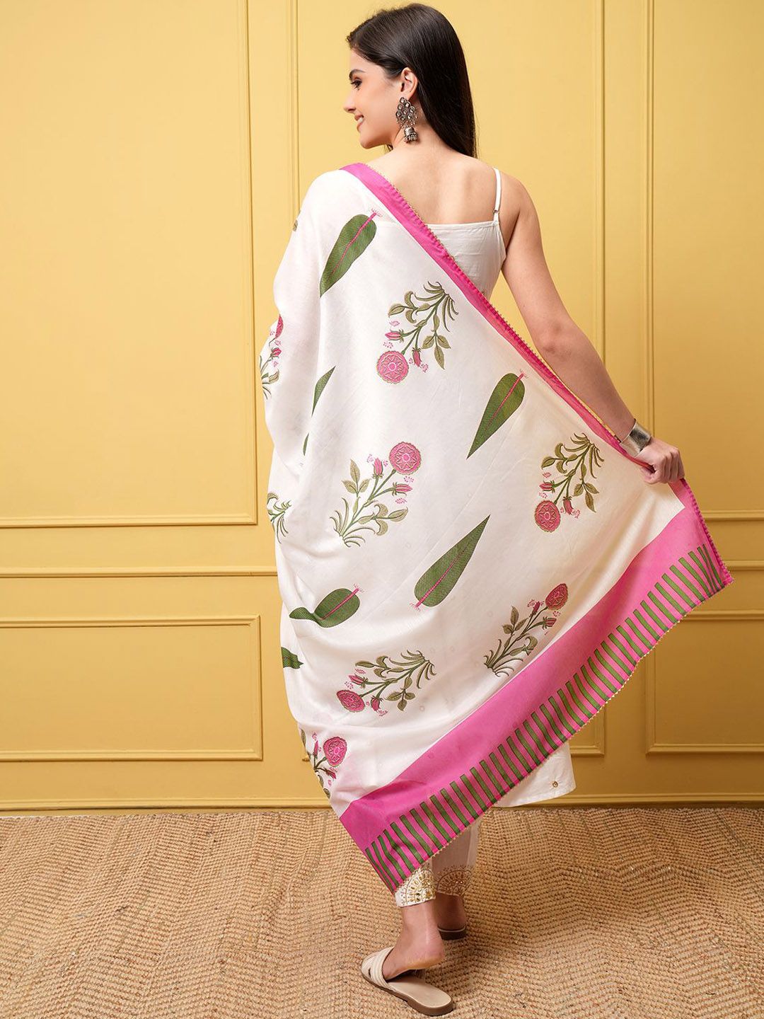Vishudh Women Floral Embroidered Regular Pure Cotton Kurta with Trousers & With Dupatta