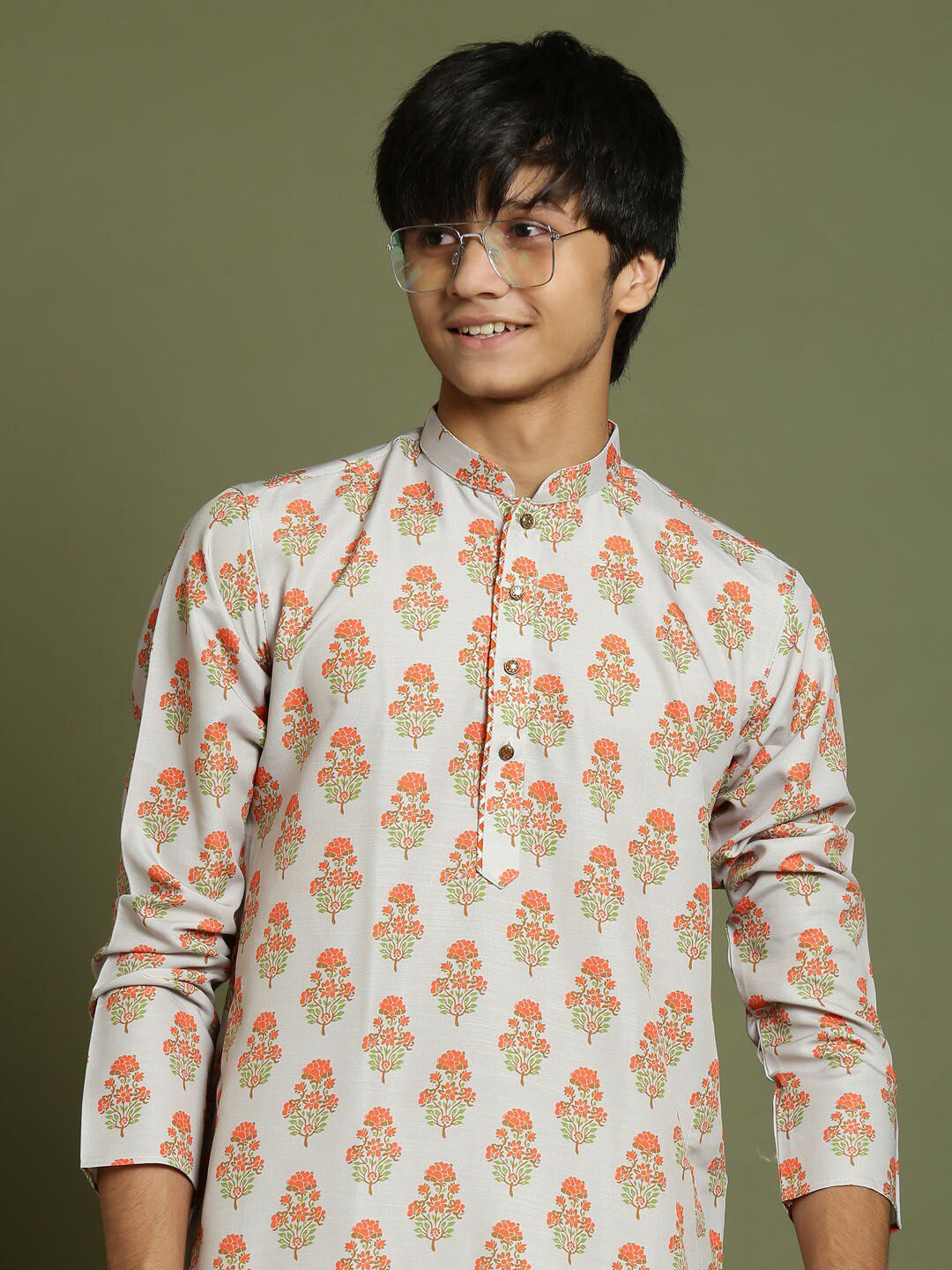 VASTRAMAY Boys Floral Printed Regular Straight Kurta with Patiala