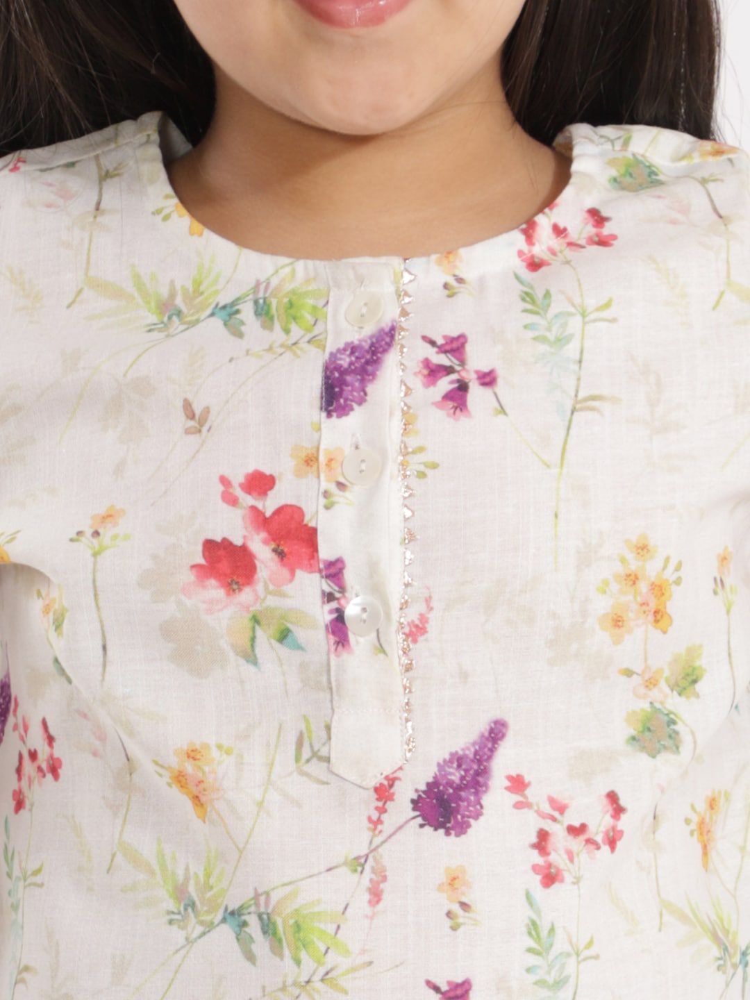 VASTRAMAY Girls Cream-Coloured Floral Printed Linen Kurta and Pant