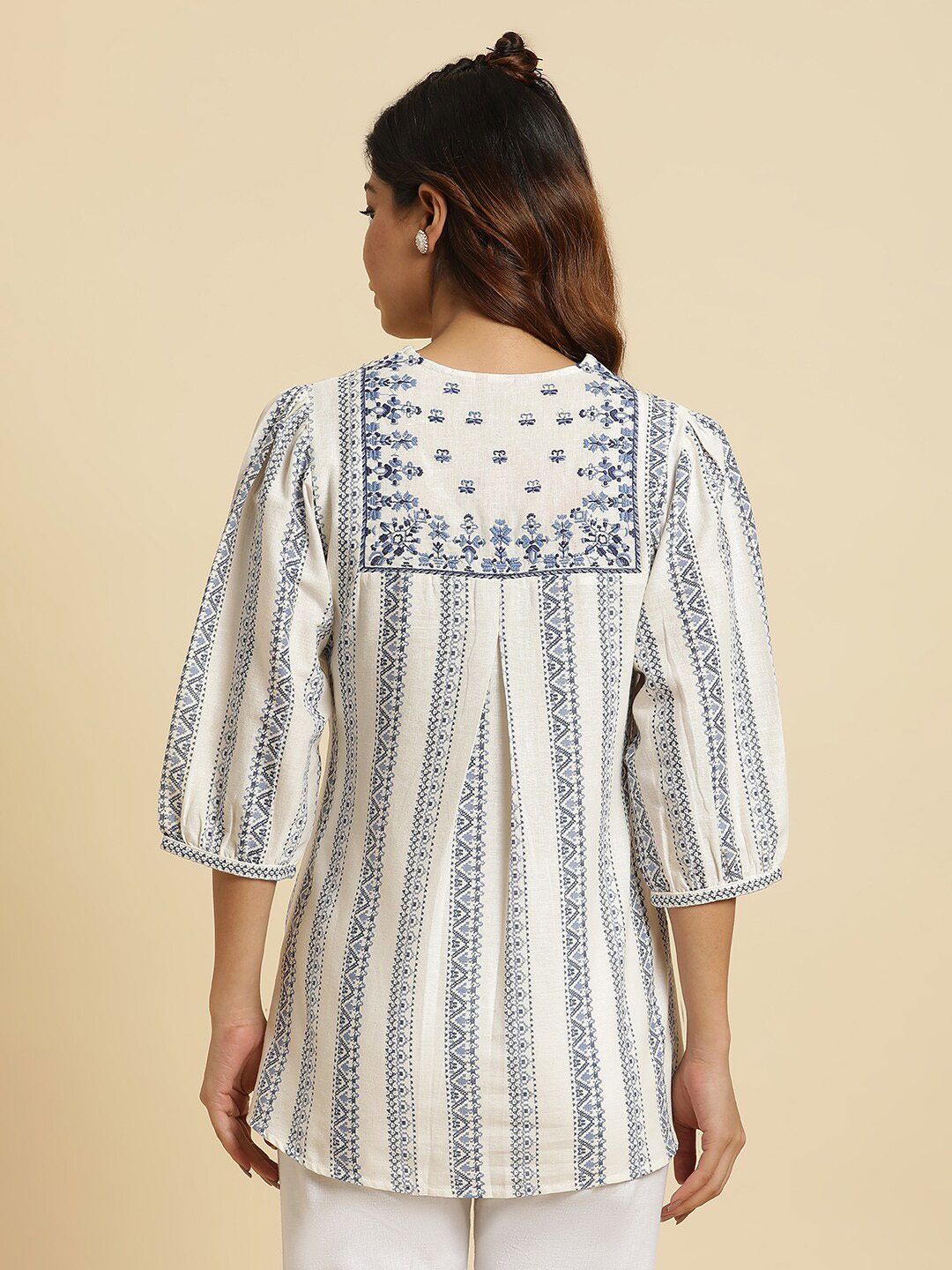 W White Geometric Printed V-Neck Cotton A-Line Longline Top