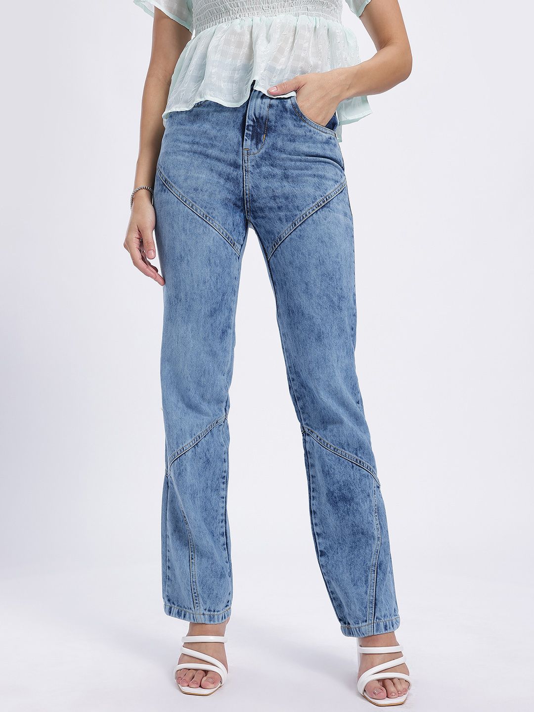 DressBerry Women Regular Fit Faded Panelled Jeans