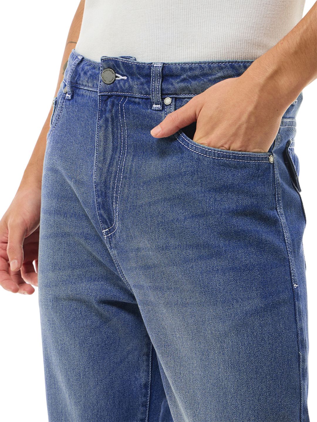 Bewakoof Men Straight Fit Cargo Jeans