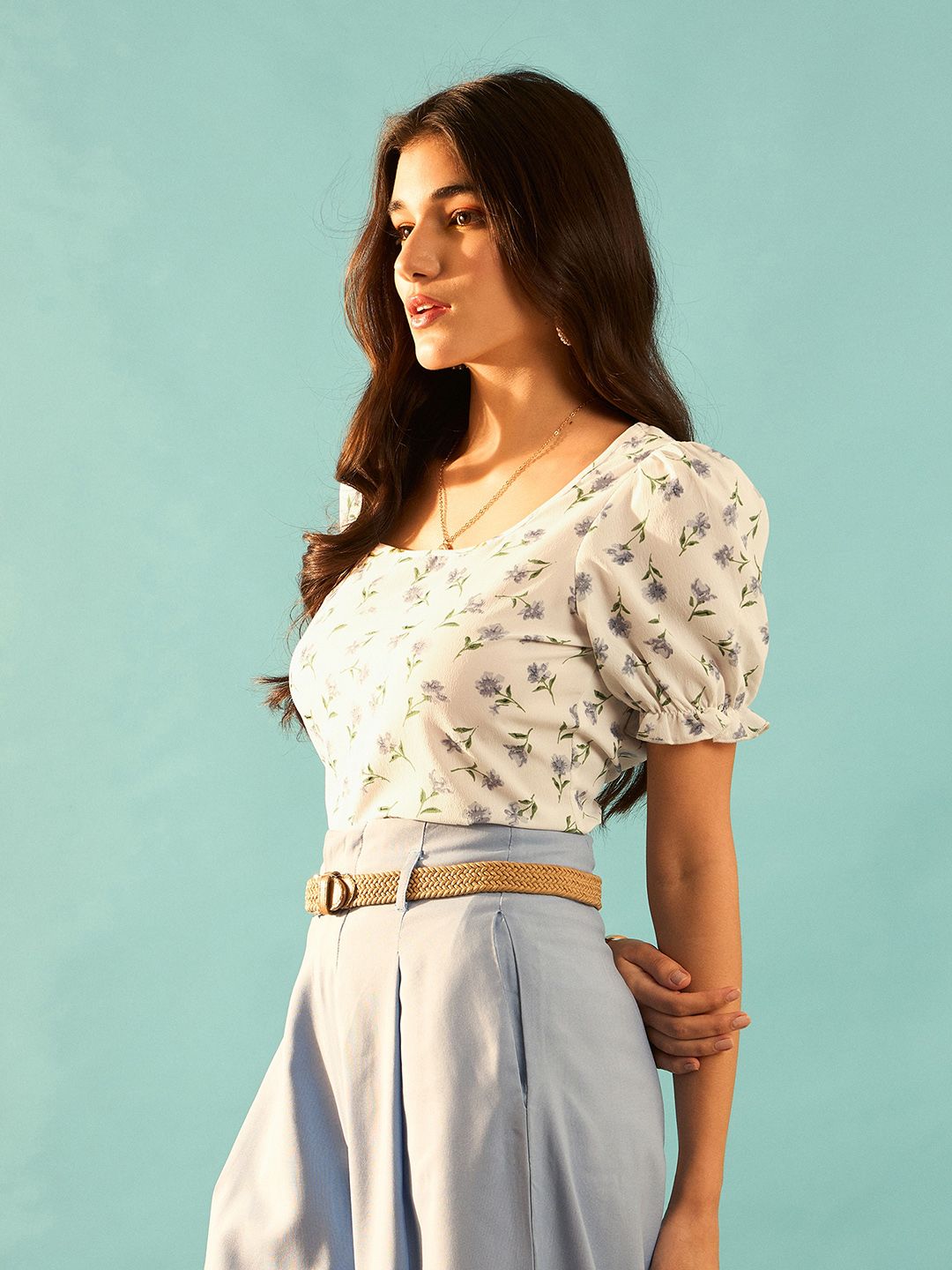 Berrylush White Floral Print Puff Sleeve Square Neck Blouson Top