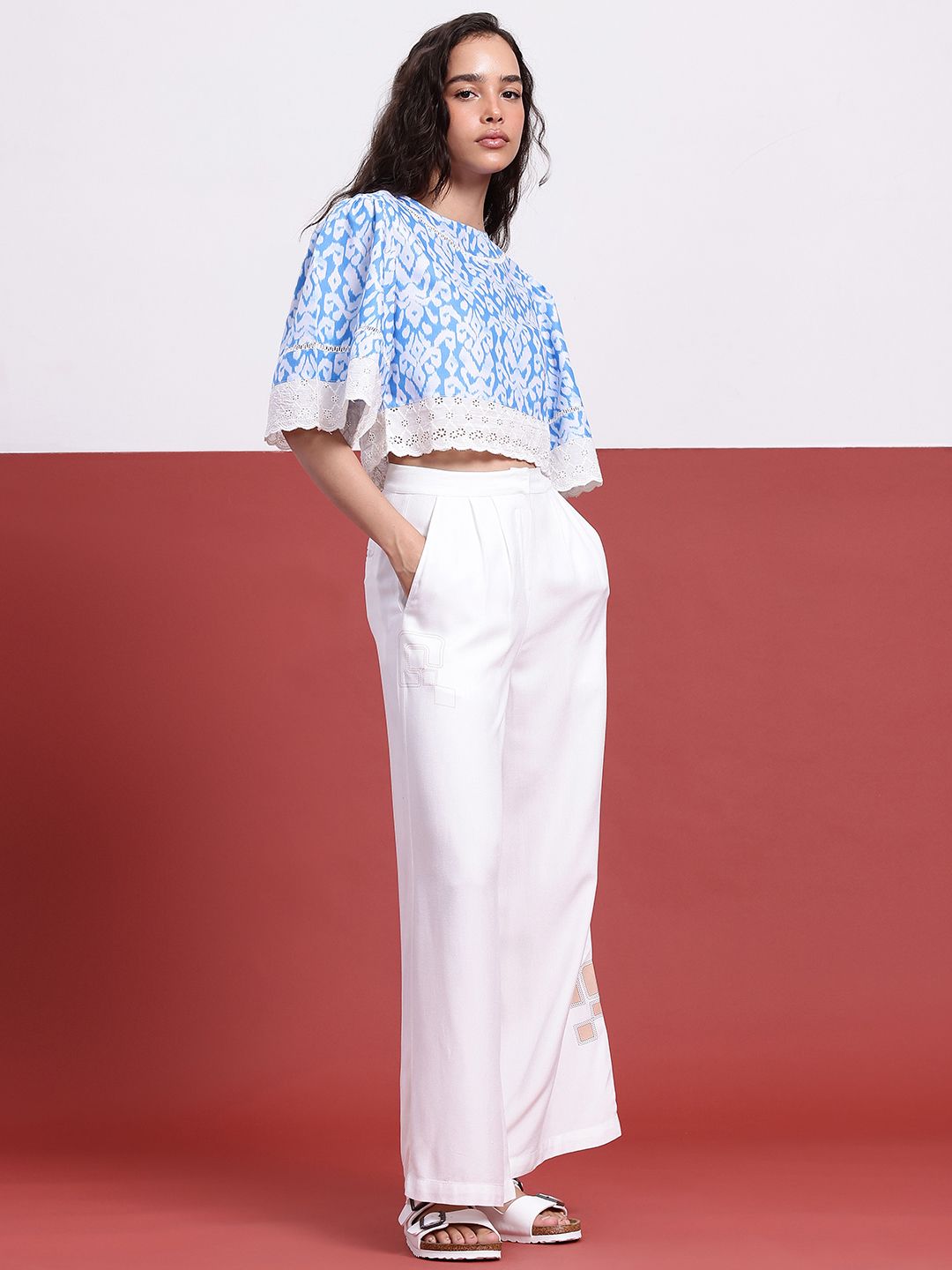 DressBerry Artful Attitude Printed Schiffli Crop Top
