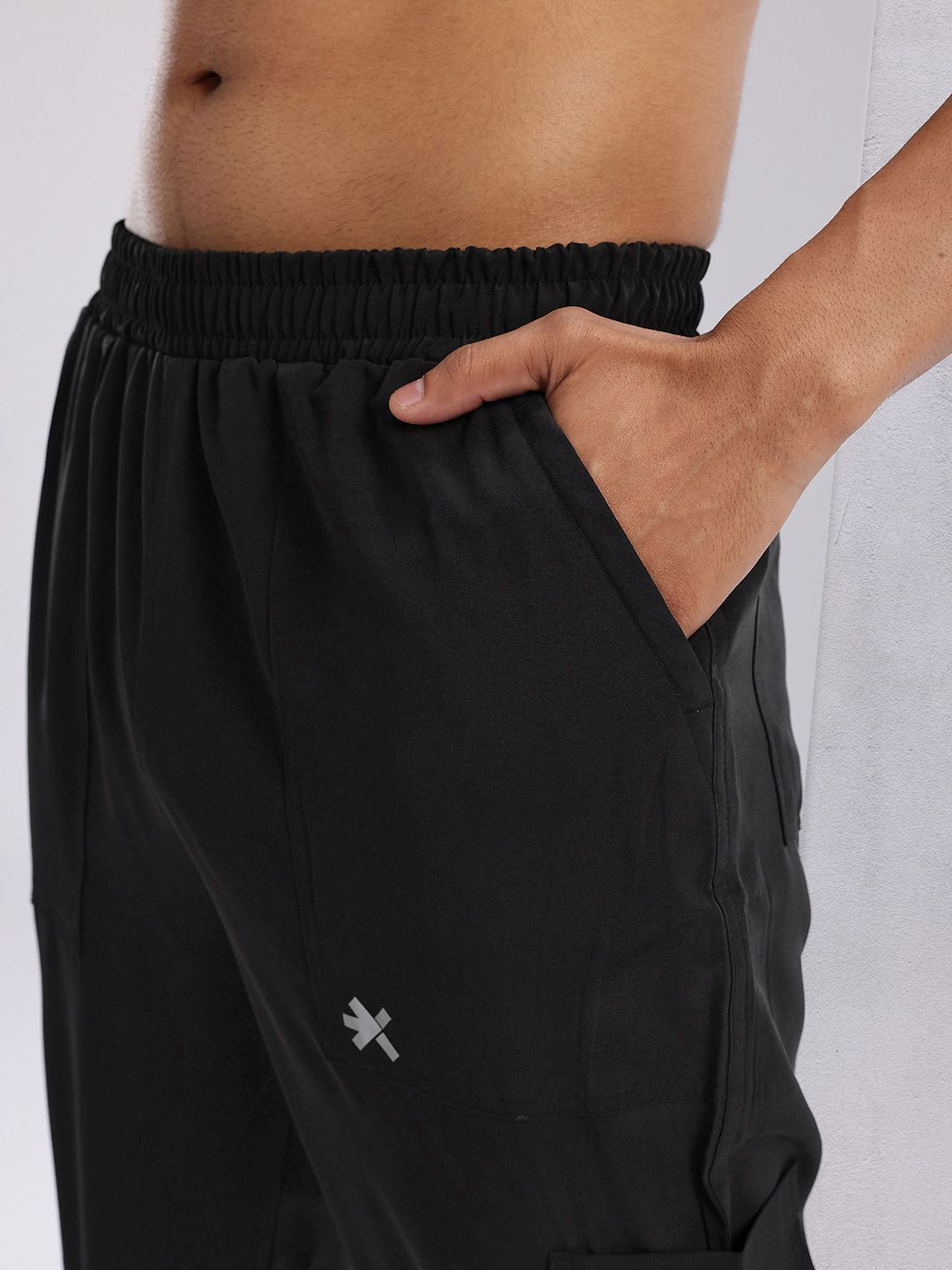HRX by Hrithik Roshan Men Rapid-Dry Cargo Style Training Joggers