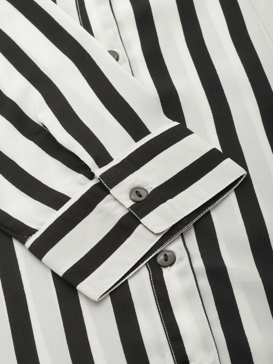 Style Quotient Smart Opaque Striped Semi Formal Shirt