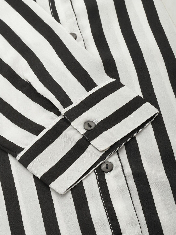 Style Quotient Smart Opaque Striped Semi Formal Shirt