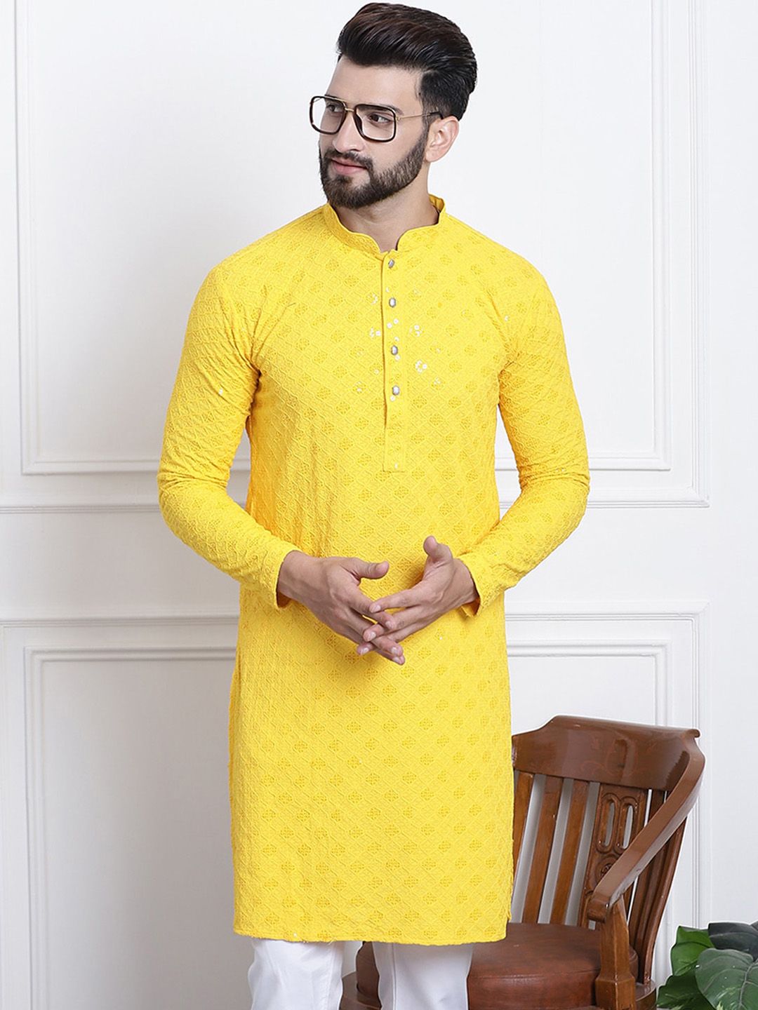 SOJANYA Woven Design Mandarin Collar Sequinned Straight Pure Cotton Kurta