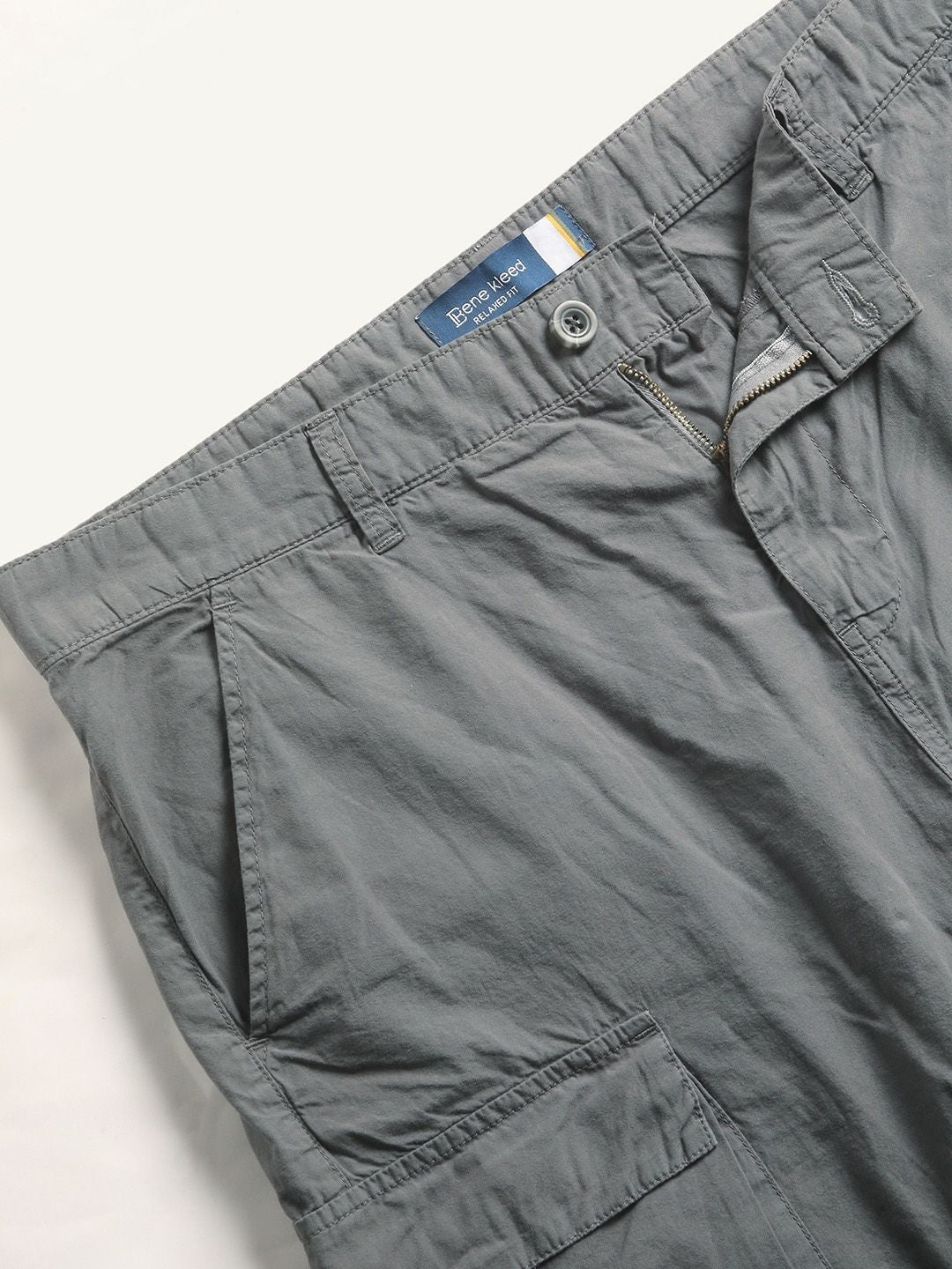 Bene Kleed Men Relaxed Fit Pure Cotton Cargo Shorts with Adjustable Hem