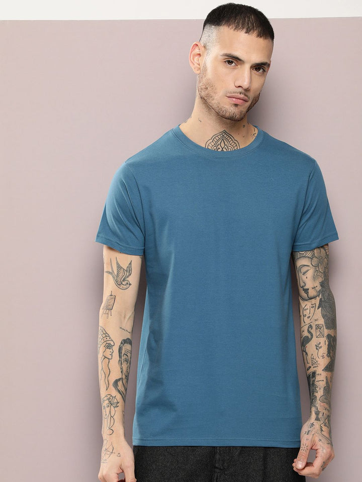 DILLINGER Men Solid Regular Fit T-shirt