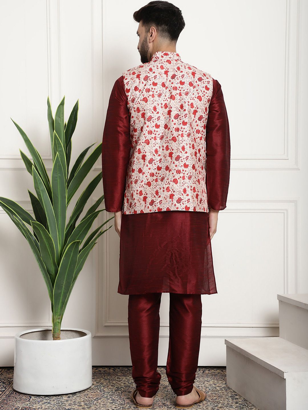 SOJANYA Men Maroon & Beige Self Design Kurta with Churidar & Nehru Jacket