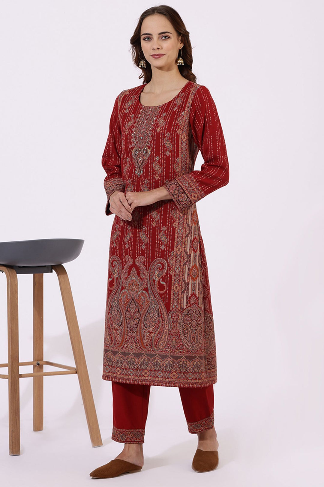W Floral Printed U-Neck Straight Kurta With Trousers And Dupatta
