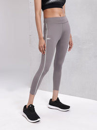 HRX by Hrithik Roshan Women Rapid-dry Cropped Training Tights