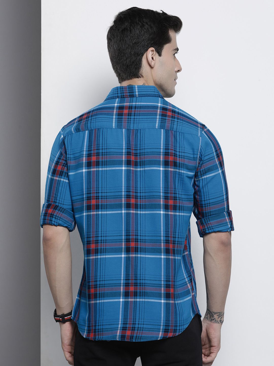 The Indian Garage Co Men Blue Comfort Windowpane Checks Checked Casual Shirt
