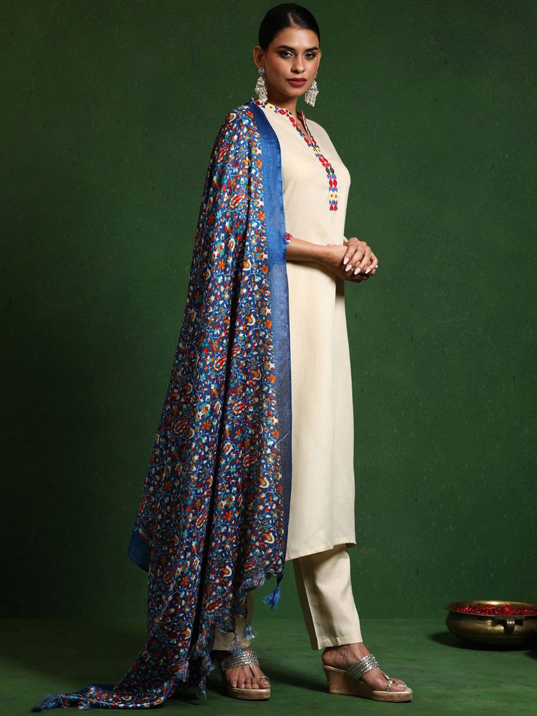 Varanga Embroidered Thread Work Mandarin Collar Straight Kurta with Trousers & Dupatta