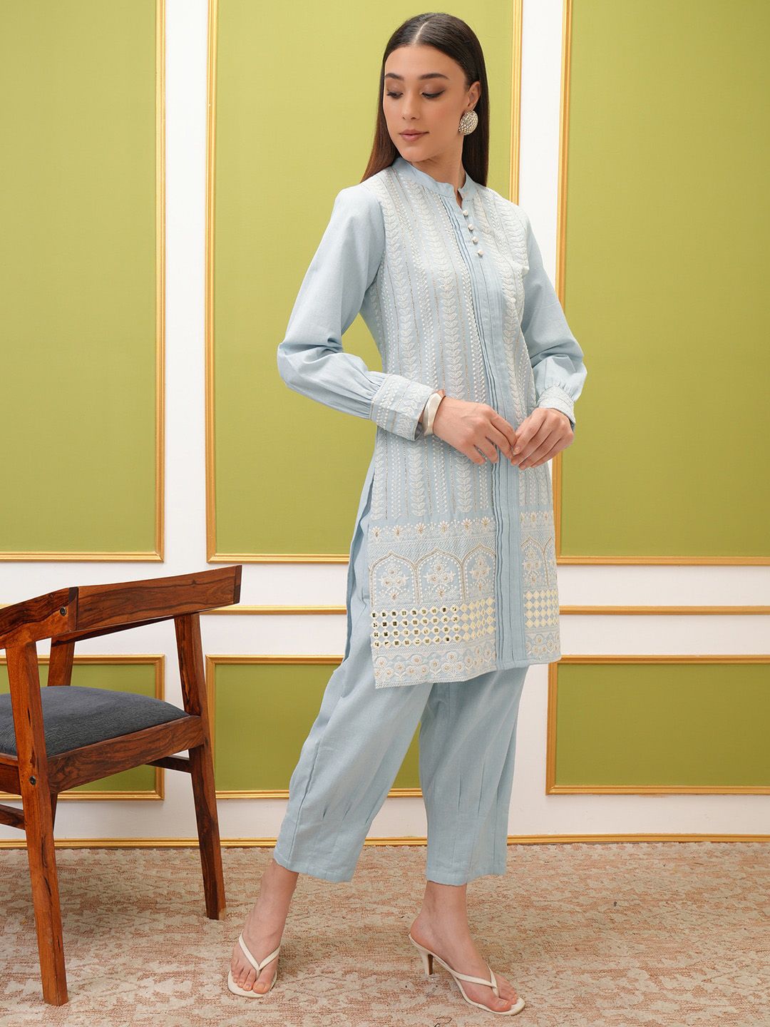 Vishudh Ethnic Motifs Embroidered Regular Thread Work Pure Cotton Kurta with Trousers