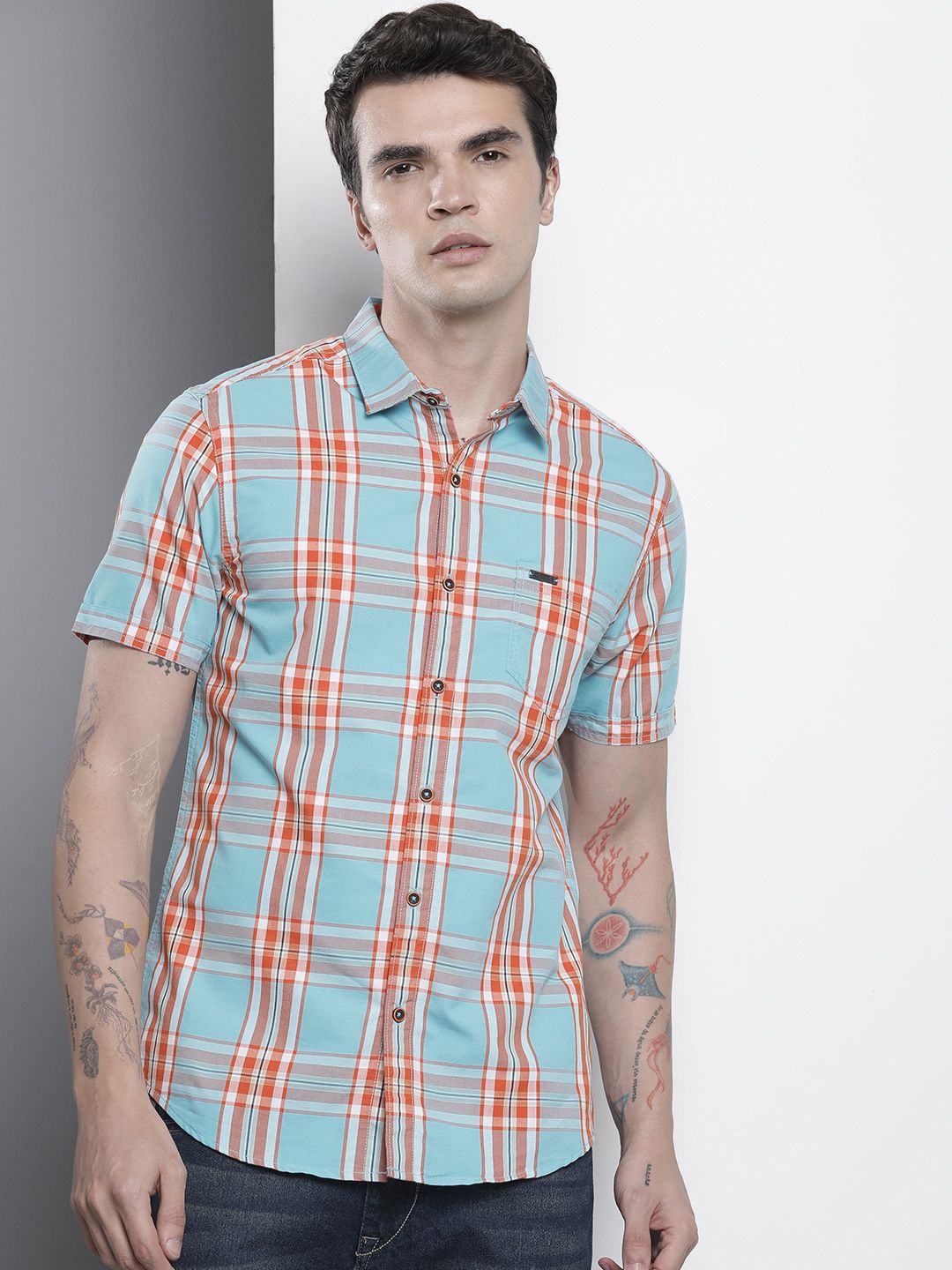The Indian Garage Co Slim Fit Opaque Checked Casual Shirt